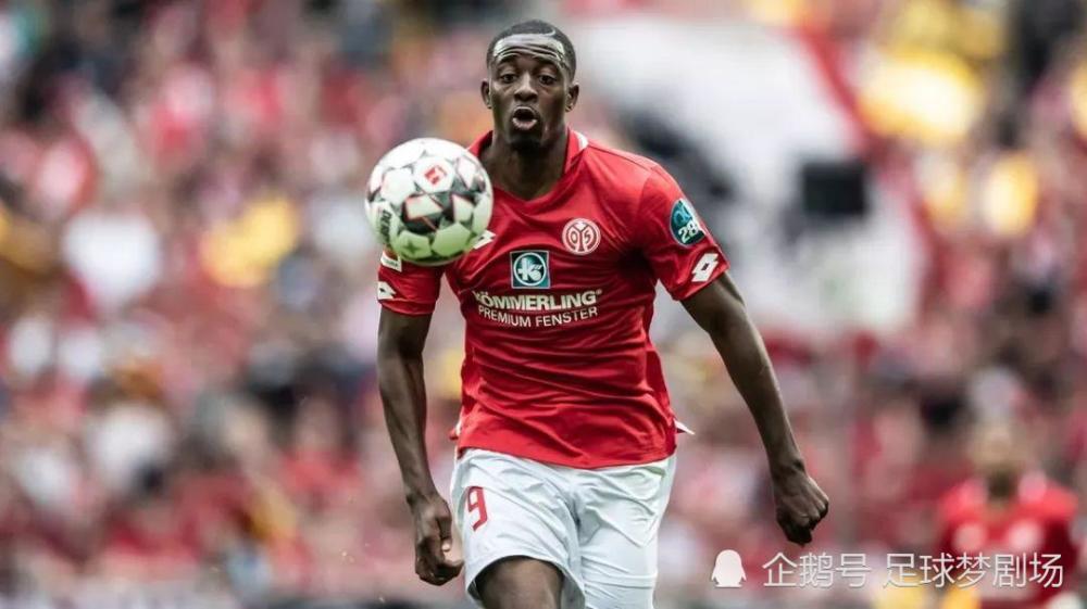 趣味互动-G2观众热烈欢呼！，Scout迎来二十赛季出色发挥气势如虹延续-趣味互动