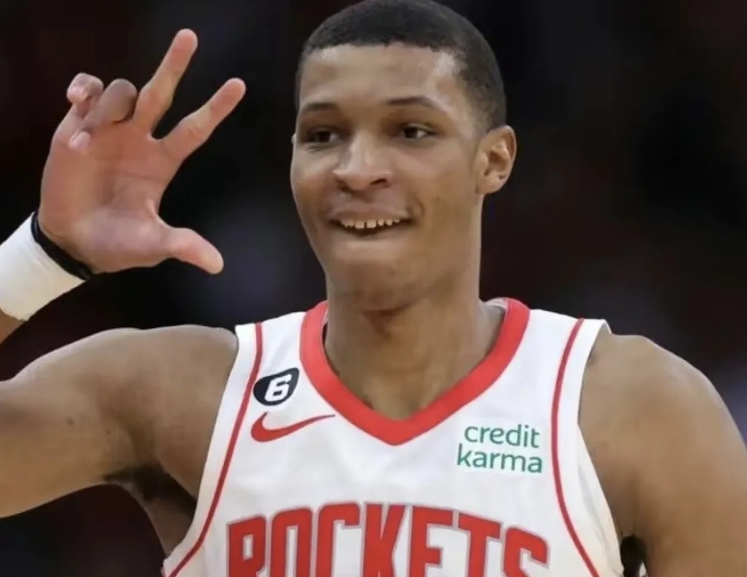 官方平台-休斯敦火箭训练开放日,关键时刻强势反弹引欢呼,法国杯在即,数据趋势出现新变化-官方平台